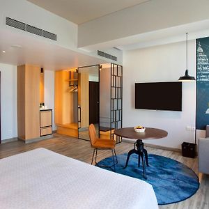 Executive Double Bed Room on Restaurant